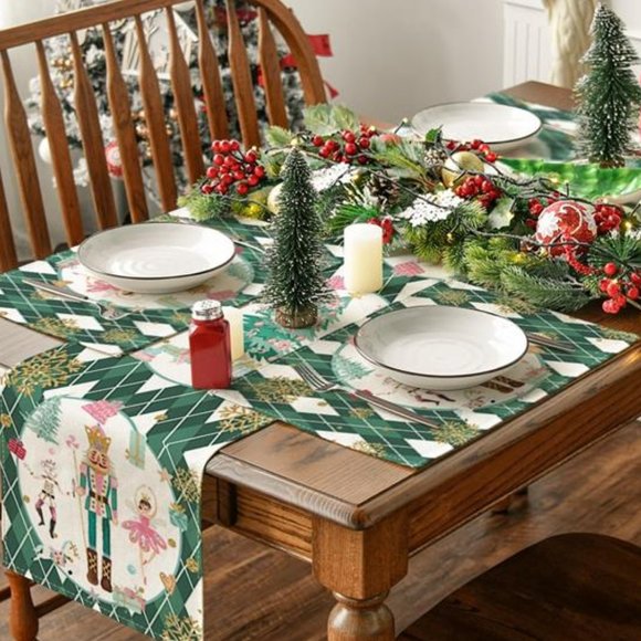 Nutcracker Placemats Christmas Decor Xmas Holiday Green Table Decorations Set 4 - Picture 6 of 12